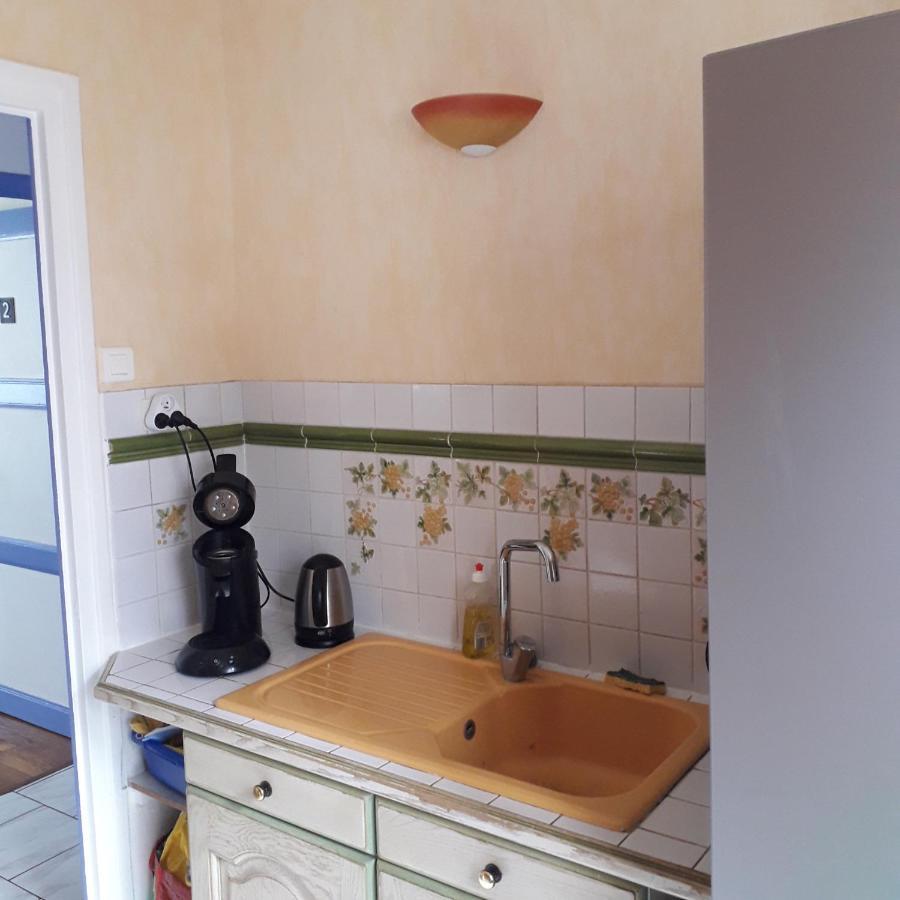 Chambre Meublee Au Coeur De Ville - Chez L'Habitant เลอ ครูโซต์ ภายนอก รูปภาพ